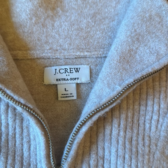 J Crew outlet Light camel color sweater - Picture 2 of 5